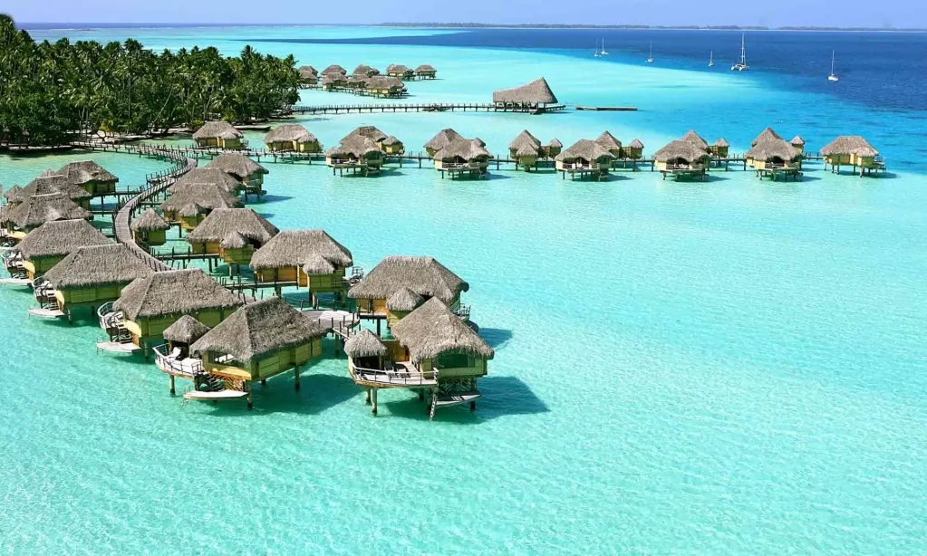 Le Taha'a & Bora Bora — Motu Tautau to Overwater Living