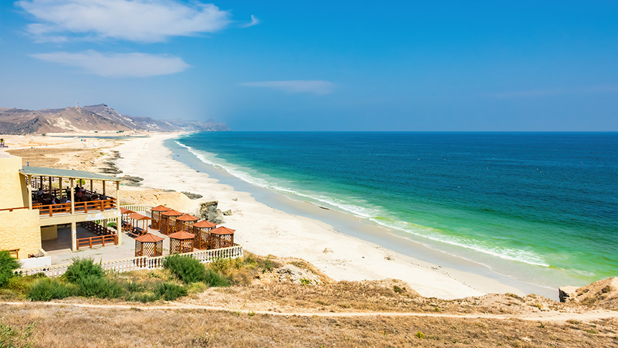 A Two-Stop Wellness Journey Across Desert Coast and Lagoon Blue