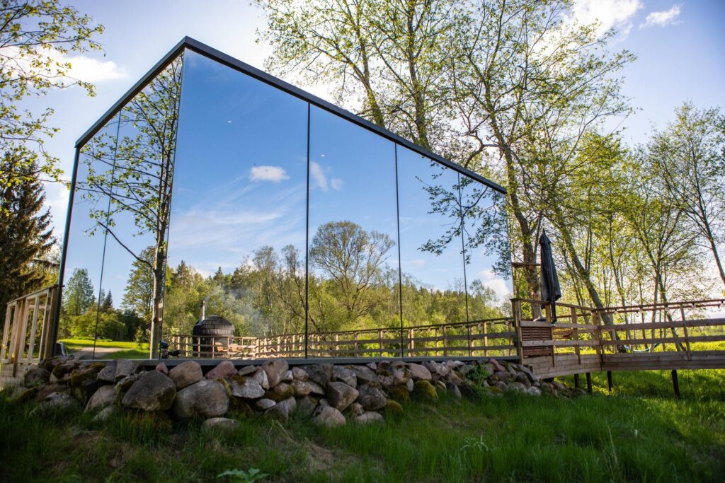 Perfect Pairings — Four Wineries, Icewine, Riverbed Inn Lunch, and Niagara Park Trails