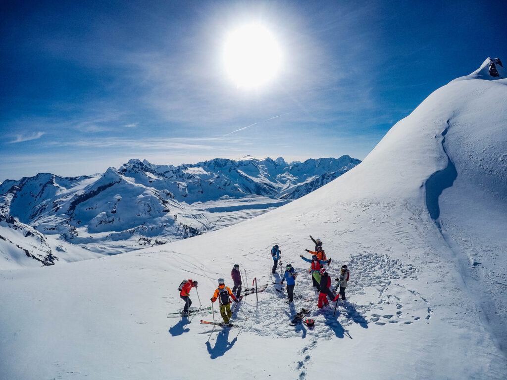 The Rockies A Canadian Heli-Ski Adventure (8 Nights)