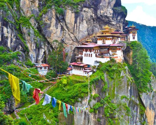 India & Bhutan: Spiritual Sights and Ayurveda (11 Nights)