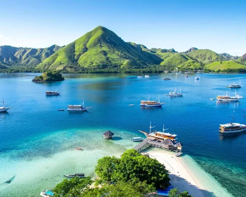 The Komodo Islands: Set Sail with the Family in Indonesia (7 Nights)